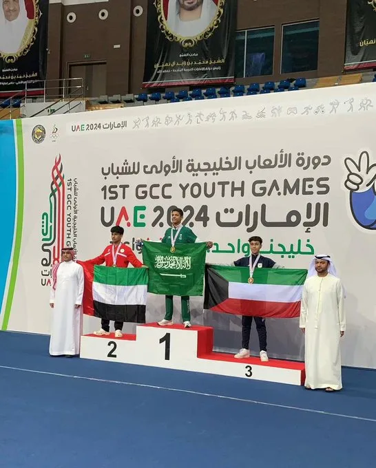 تتويج اللاعب / عبدالمحسن الشويبي